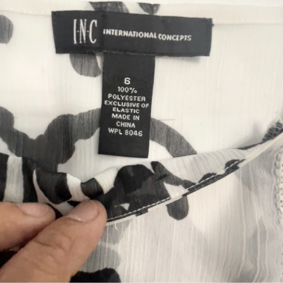 INC International Concepts WHITE BLACK BLOUSE TOP FLORAL SZ 6 - Picture 9 of 11